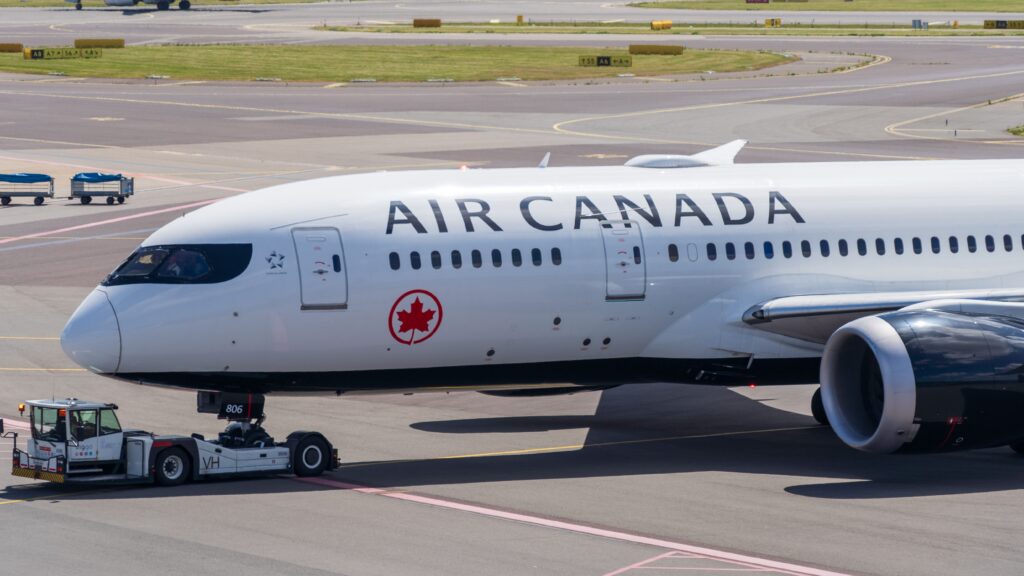 Air Canada aircraft illustrating an airline joint venture partnership