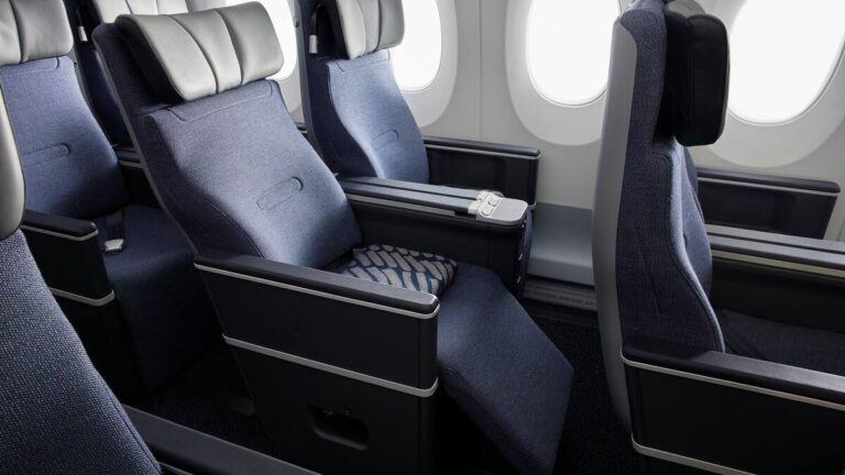 Finnair Premium Economy seats featuring wider seating, additional legroom and enhanced recline